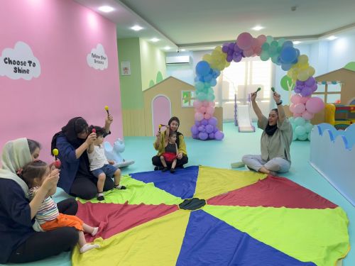 دوره مادر و کودک به زبان انگلیسی